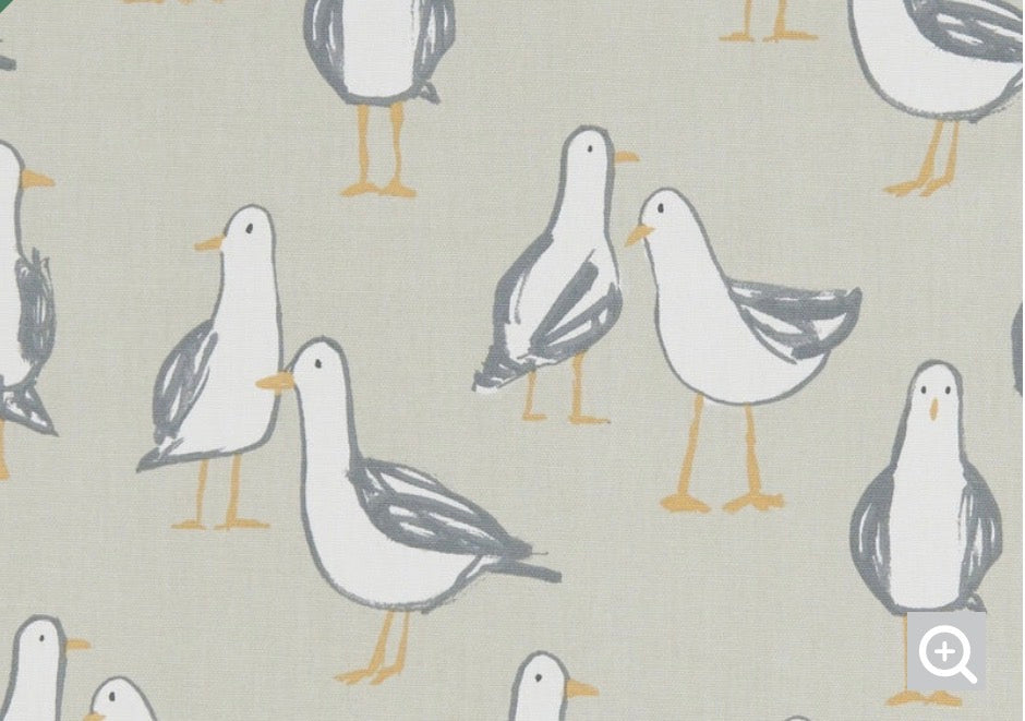 Luxury Handcrafted Cotton Pocket Sided Pet/Dog Bed - Seagulls