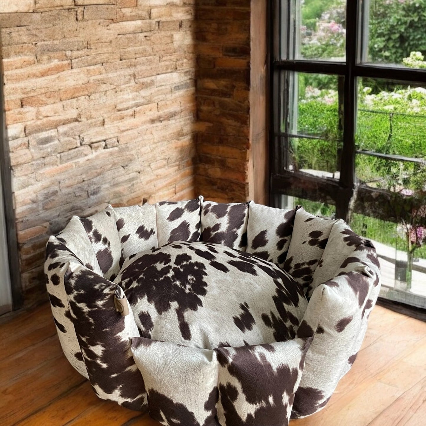 Luxury Handmade Faux Cow Hide Pocket Sided Dog/pet Bed with removable cushion