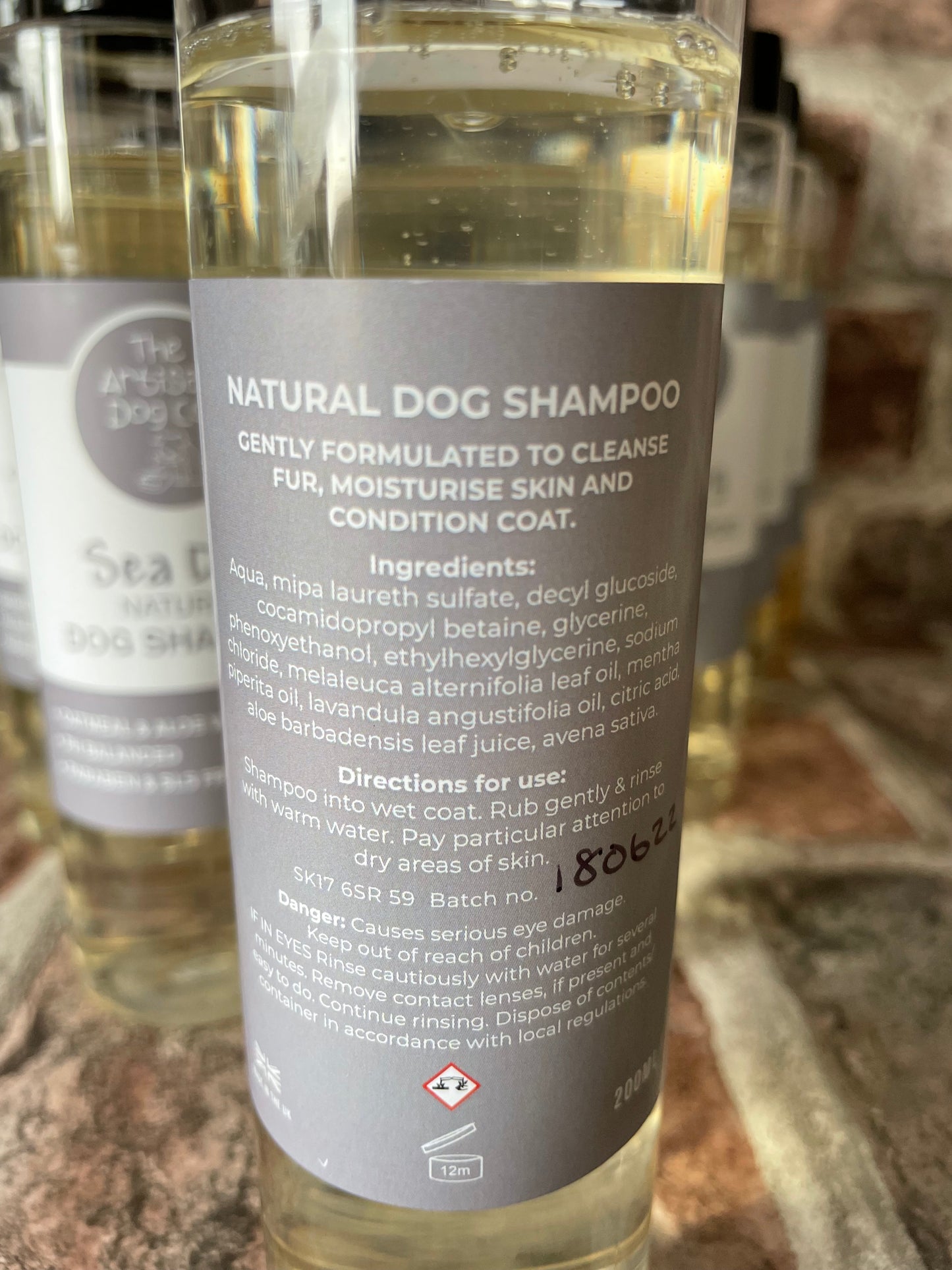 Natural Oatmeal and Aloe Vera Handmade Dog Shampoo
